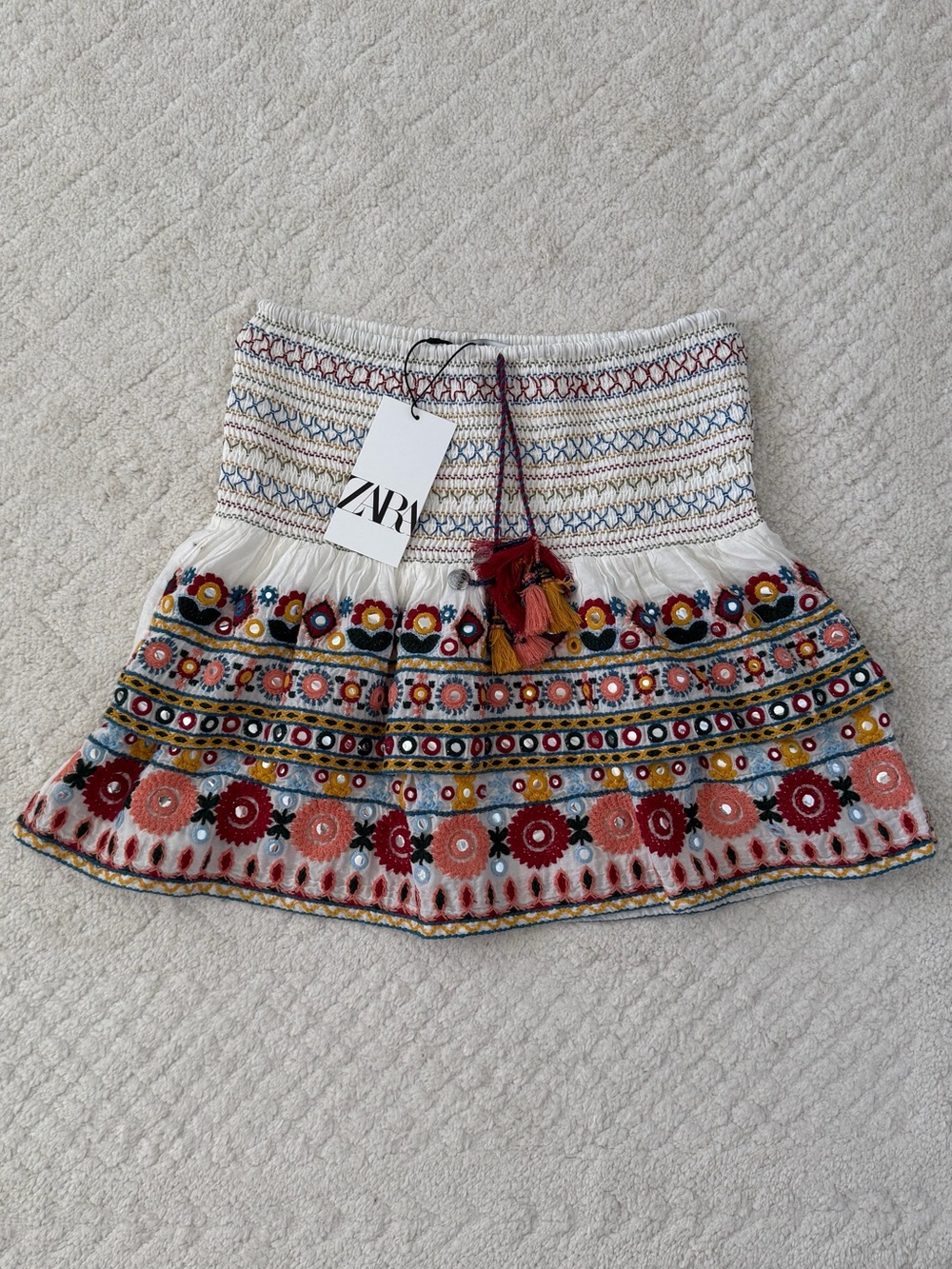 NWT Zara Skirt With Contrasting Embroidery